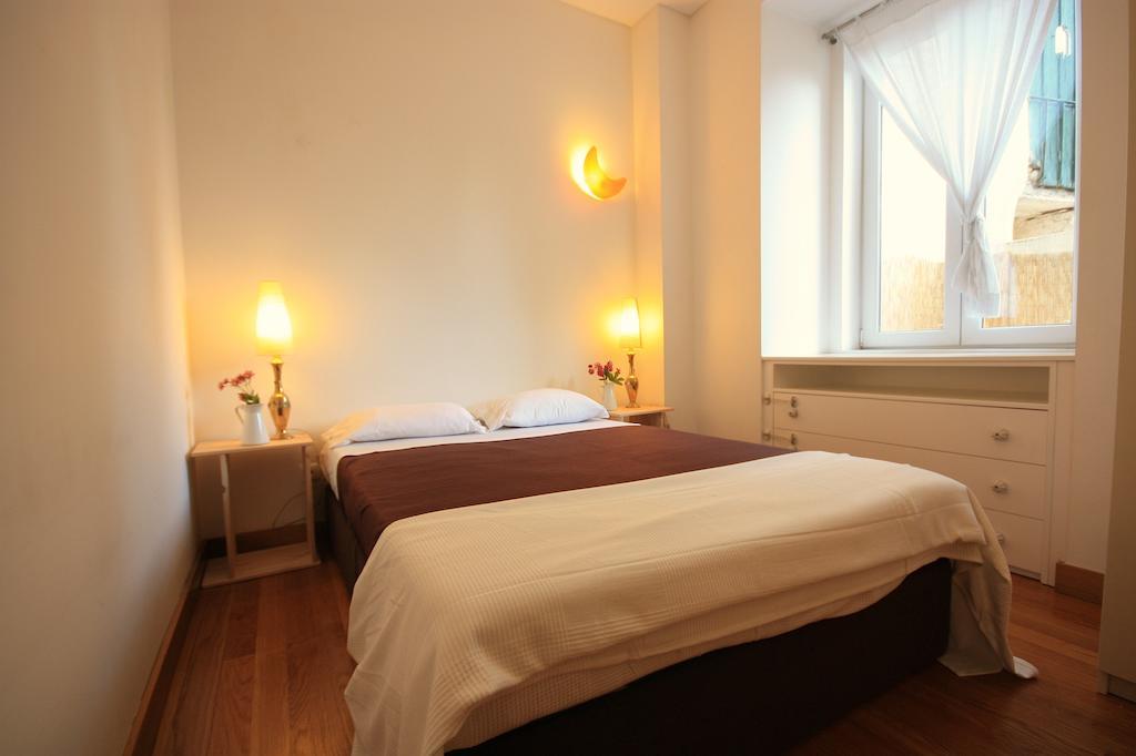شقة Myplace - Lisbon - Camoes الغرفة الصورة